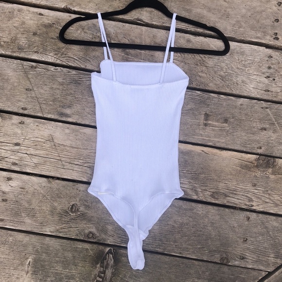 Wilfred free, white, small sized body suit. - Picture 2 of 2